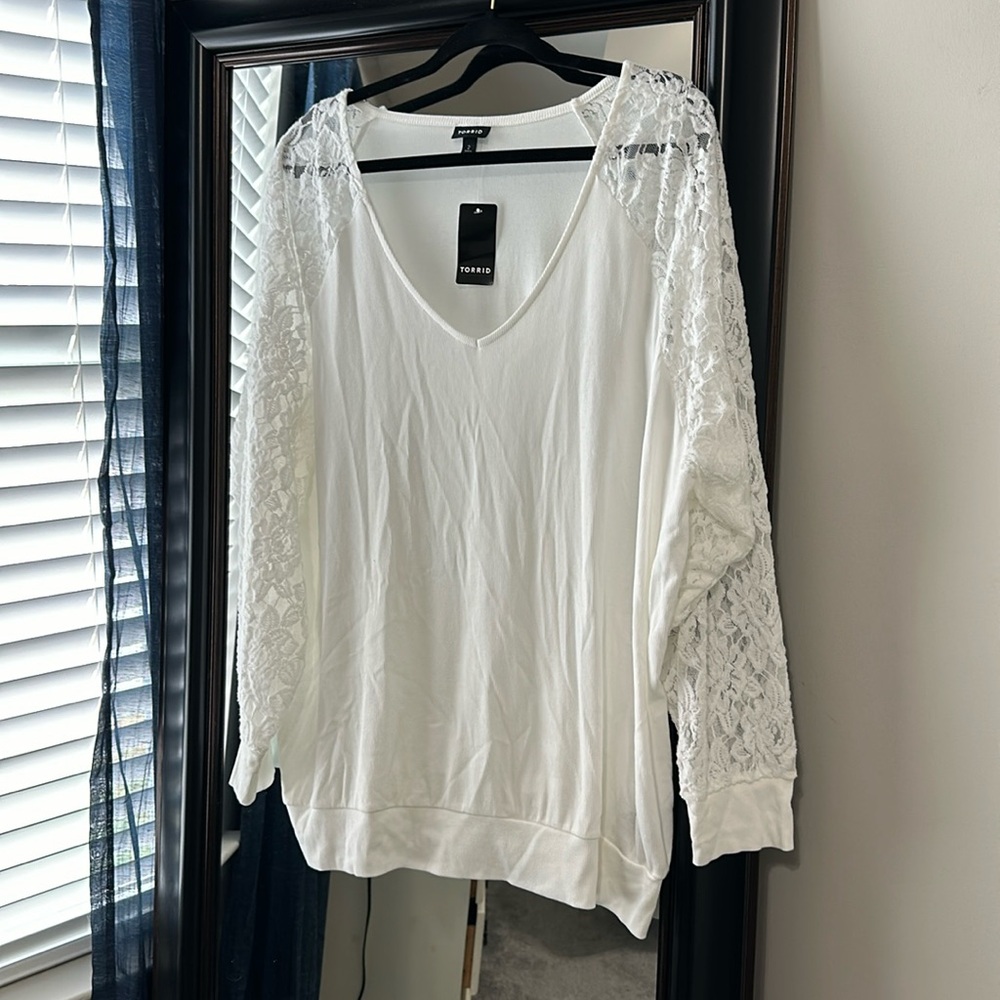 Torrid lace sleeve Henley 2 2x white